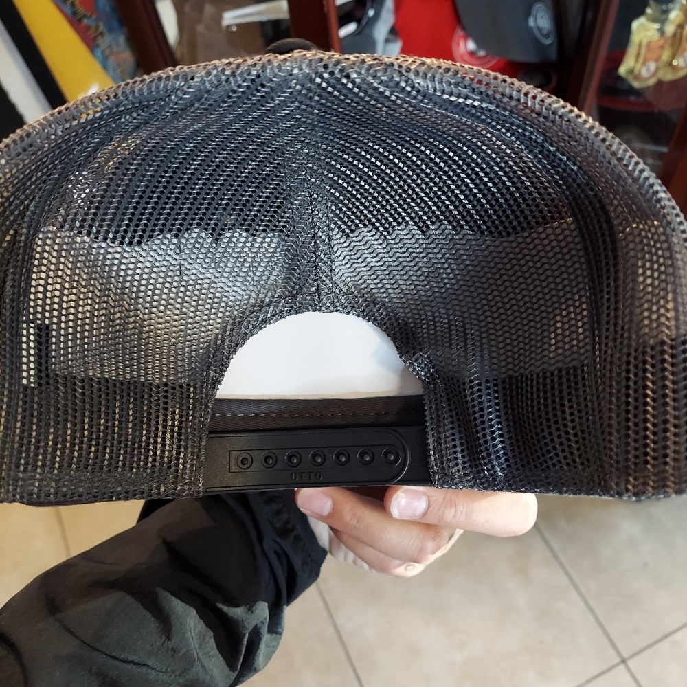 SNAPBACK HAT - Picture 4 of 4